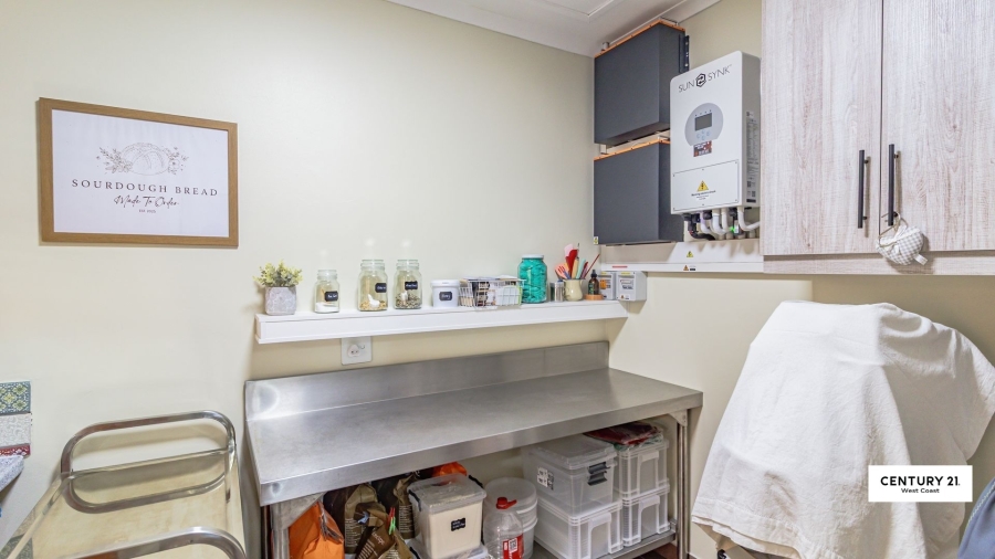 4 Bedroom Property for Sale in Vredenburg Western Cape